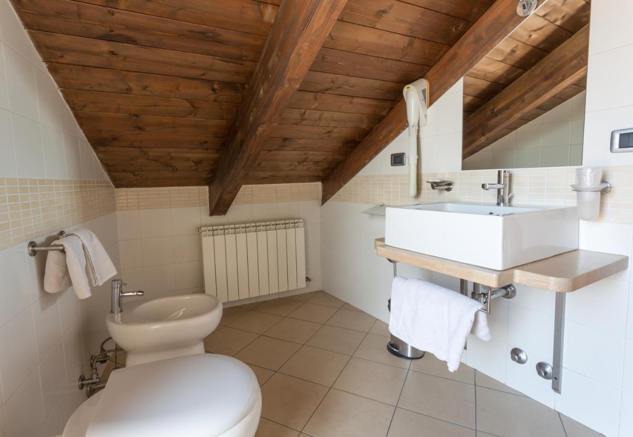 Hotel Conte Ruggero Serra San Bruno Zewnętrze zdjęcie