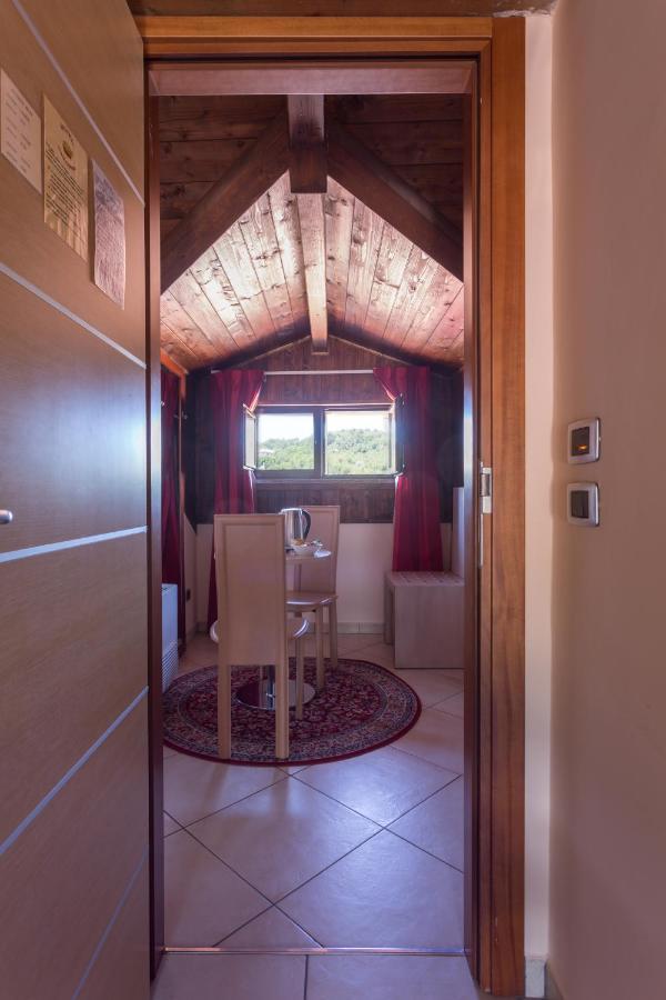 Hotel Conte Ruggero Serra San Bruno Zewnętrze zdjęcie