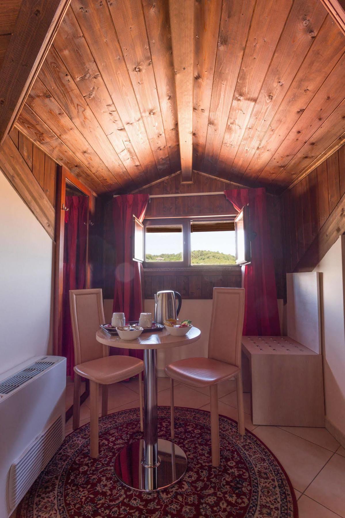 Hotel Conte Ruggero Serra San Bruno Zewnętrze zdjęcie