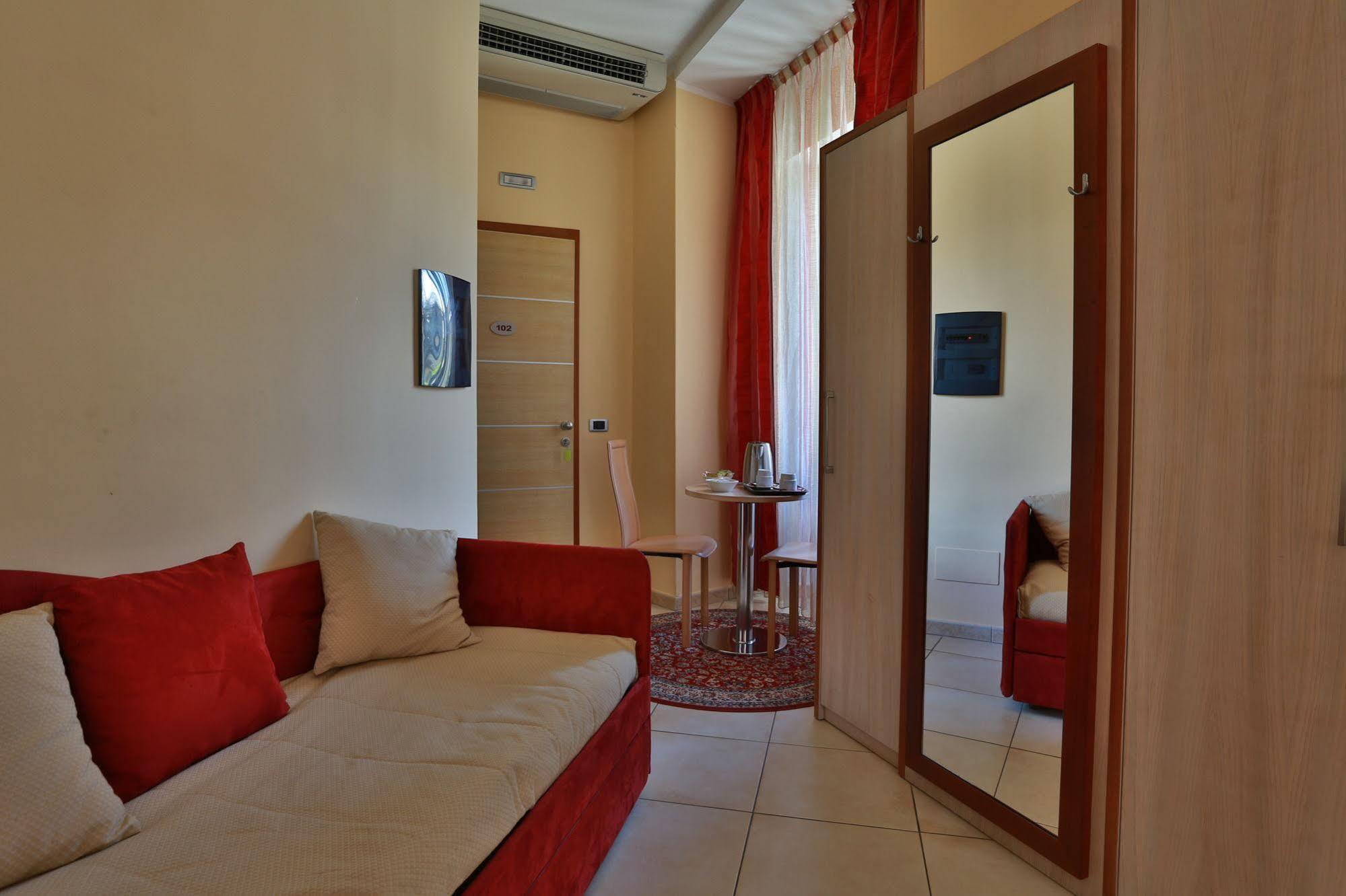 Hotel Conte Ruggero Serra San Bruno Zewnętrze zdjęcie
